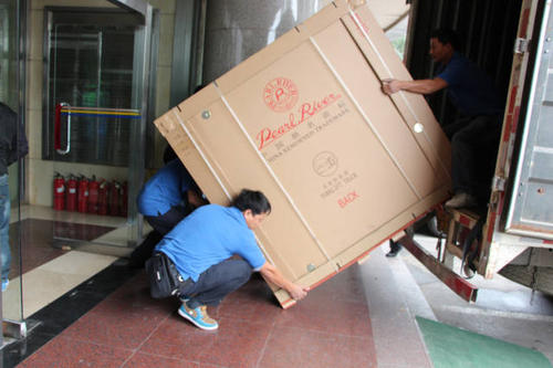 洞口钢琴贵重工艺品无忧运